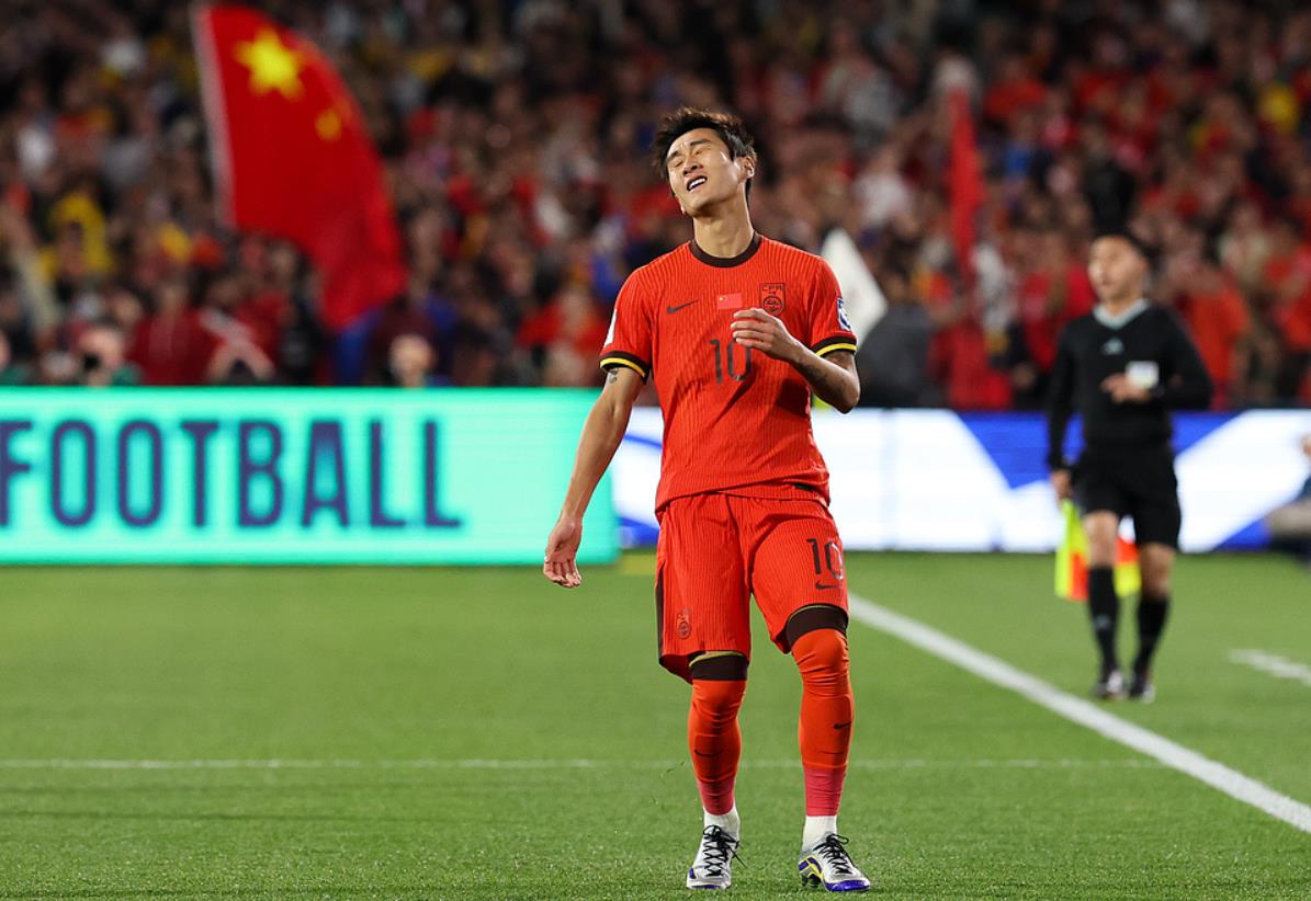 胶州韦德体育-国家队备战世界杯，球员表现亮眼技术娴熟