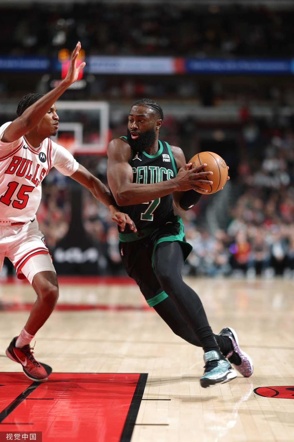 韦德体育官方网站-火箭完胜凯尔特人，豪取七连胜