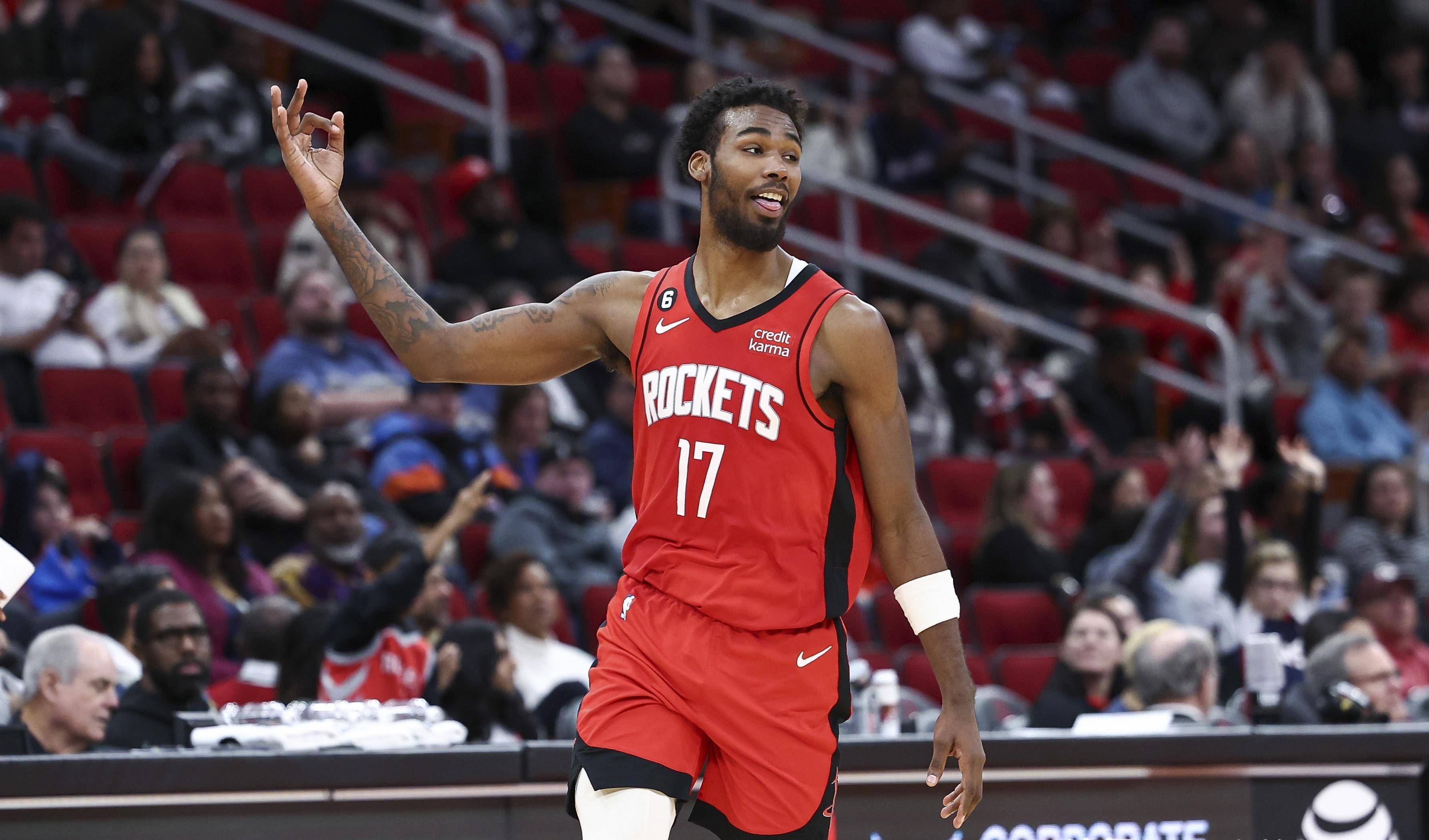 BETVICTOR 官网-火箭大胜马刺，连胜势如破竹