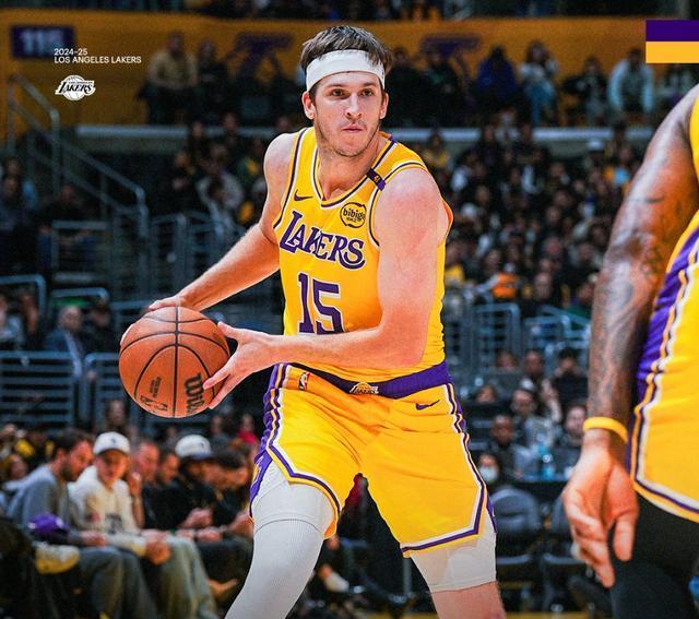 韦德体育首页-勇士轻取湖人，取得四连胜