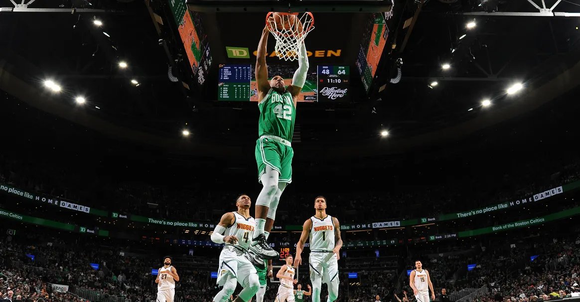 韦德体育网址-绿军战胜掘金，沃克贡献关键一球